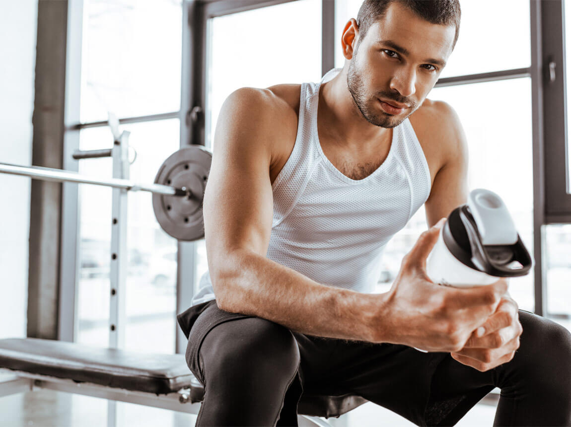 férfi fehérjeturmixszal 