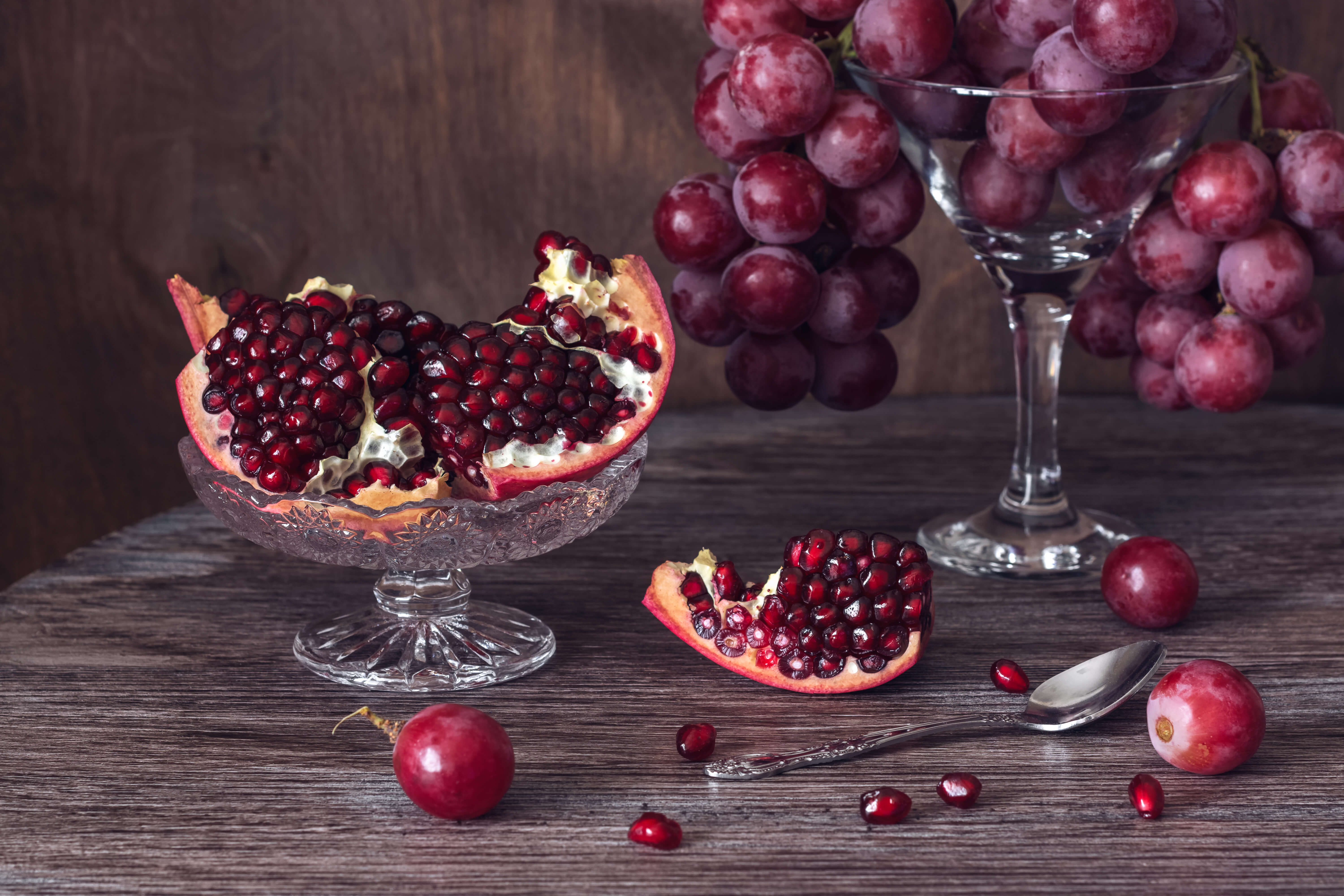 gránátalma - szőlő 