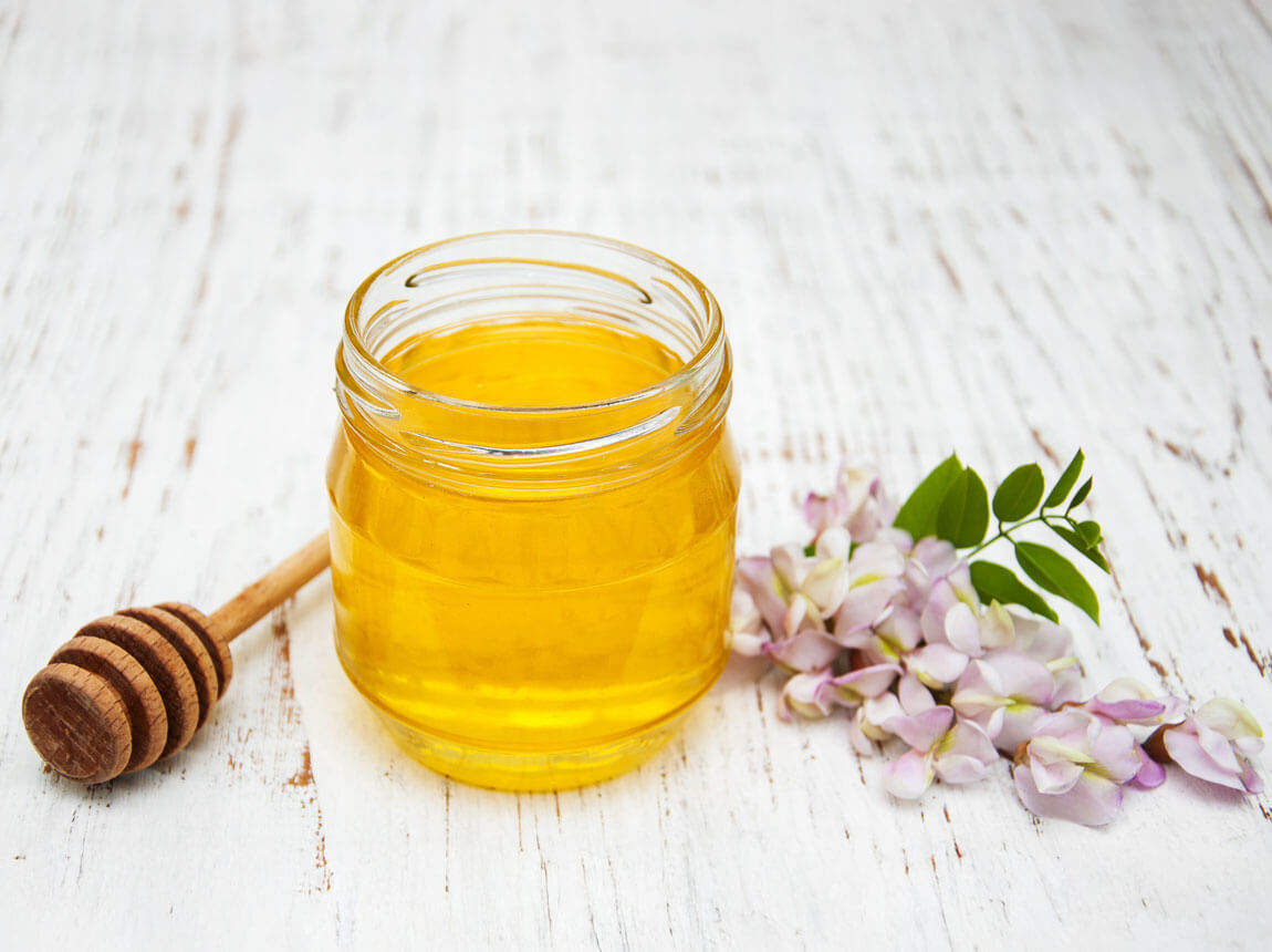 akácméz