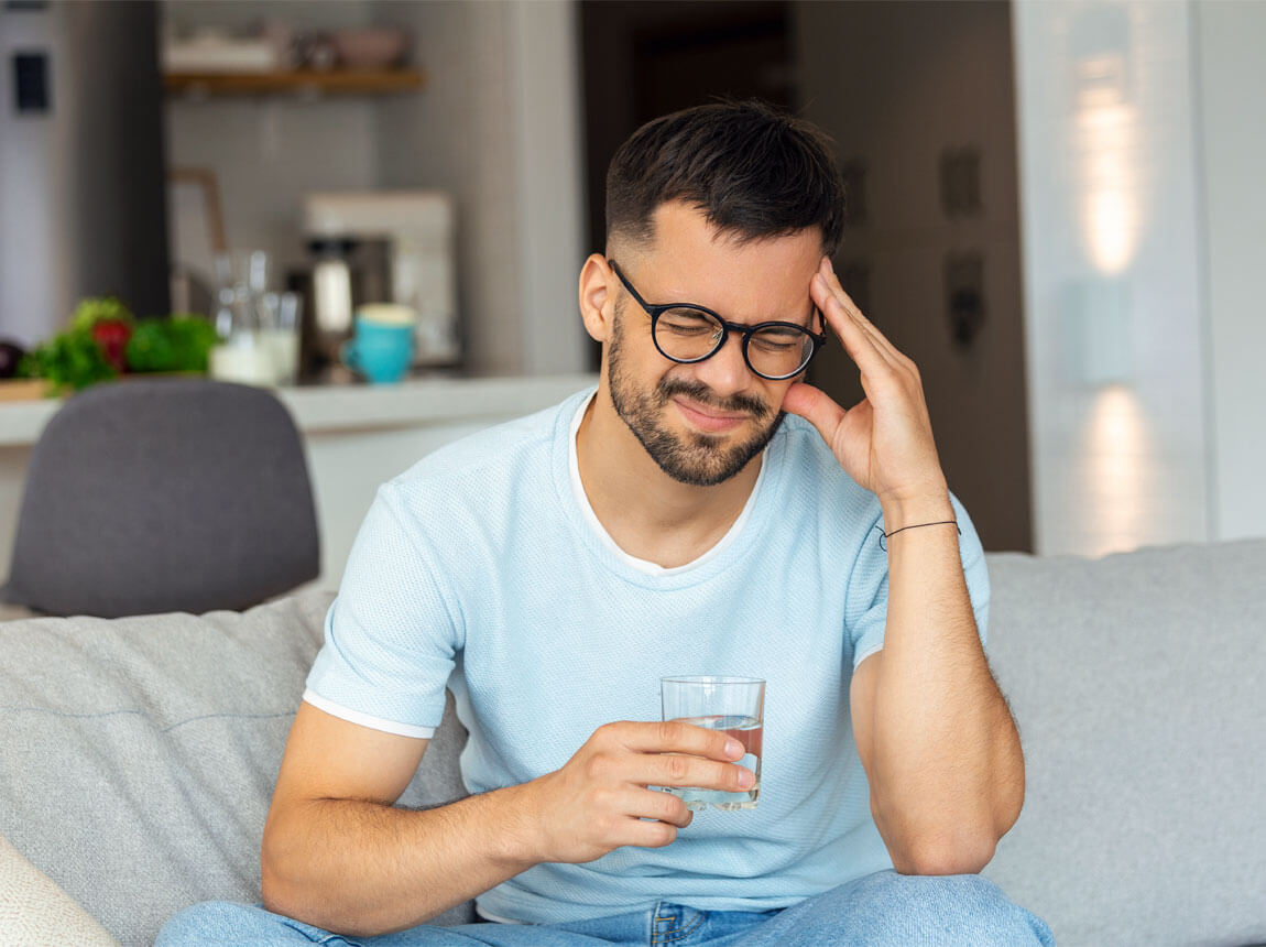 férfi - másnaposság