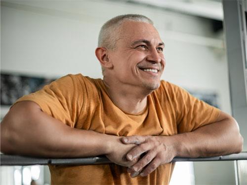 Lehet-e izmokat építeni 40 év felett?